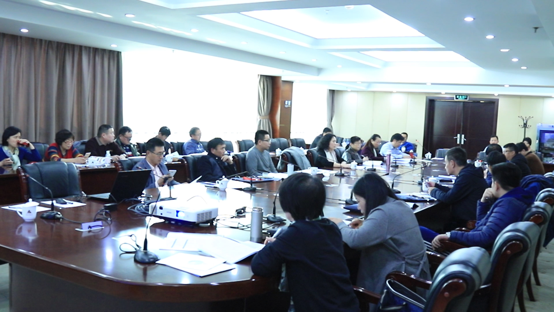 序列 01.00_01_42_06.靜止017.jpg 序列 01.00_01_42_06.靜止017.jpg